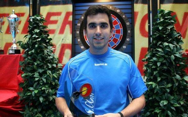 El cauriense campeón de España de dardos destaca el buen papel jugado por los equipos de Coria