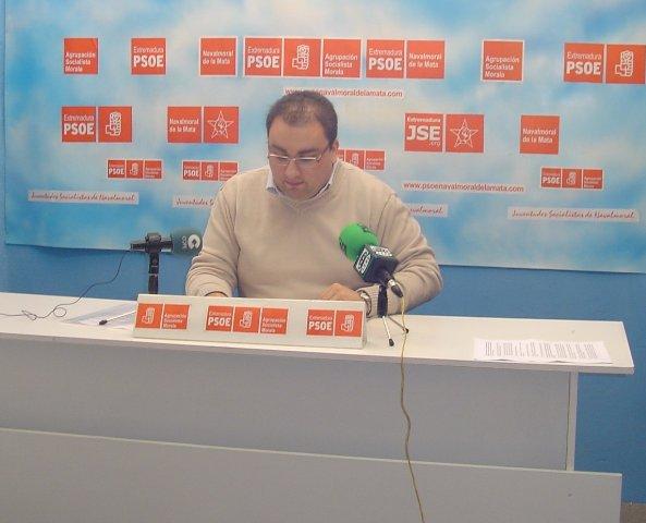 El PSOE de Navalmoral critica la teoría del alcalde sobre los pasos sobreelevados en la localidad