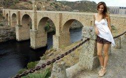 La gimnasta Almudena Cid presentará esta semana en Fitur un vídeo de promoción turística de Alcántara