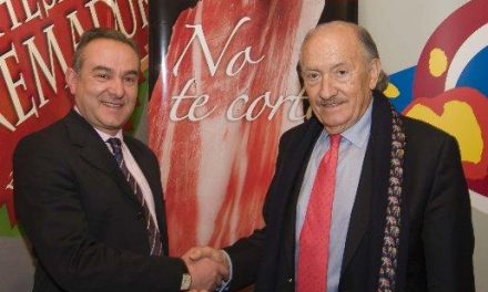 La D.O.P. ‘Dehesa de Extremadura’ renueva su convenio de colaboración con la Fundación del Corazón