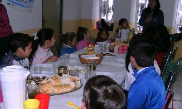 Villuercas, Ibores y la Jara continua celebrando desayunos saludables desde la igualdad en los colegios