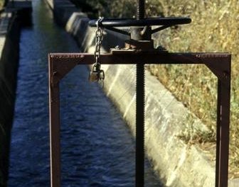 Los regantes del Tajo no descartan movilizarse para exigir la bajada de las tarifas de riego del agua