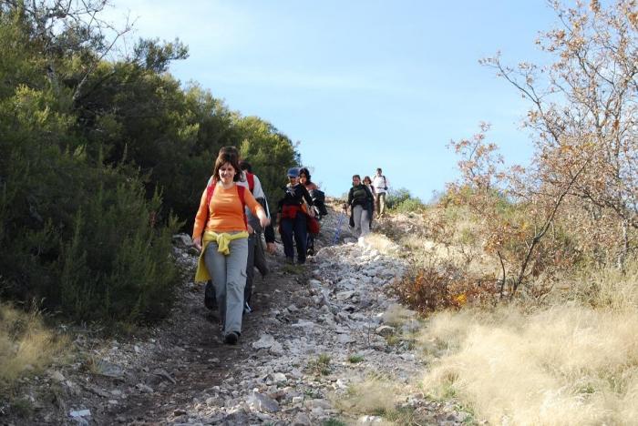 Un total de 51 personas de Coria participan en la ruta de Alfonso Onceno del patronato  de deportes