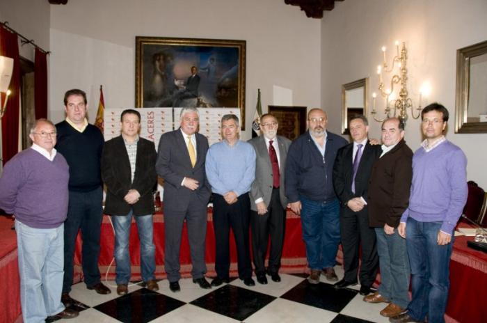 La Diputación de Cáceres mantiene su compromiso de colaboración con las Federaciones de Deporte
