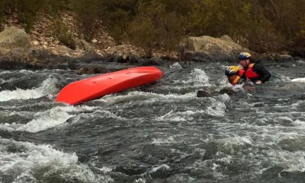 El descenso internacional en canoa del Río Erjas congrega a 160 piragüistas que viven una prueba de aguas bravas