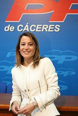 El PP presenta en Cáceres la lista electoral que concurrirá a las próximas elecciones municipales
