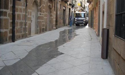 El Ayuntamiento de Plasencia activa un dispositivo especial de limpieza por la Semana Santa