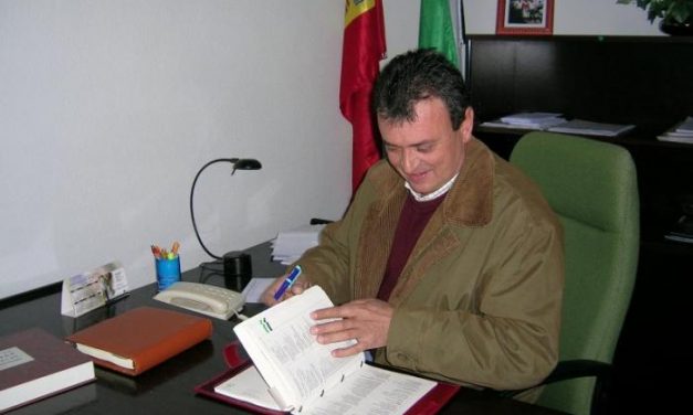 El alcalde de Vegaviana responsabiliza al PP de Moraleja de no recibir los impuestos del 2009