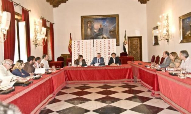 La Diputación firma convenios con los grupos de acción local y Redex para potenciar el desarrollo