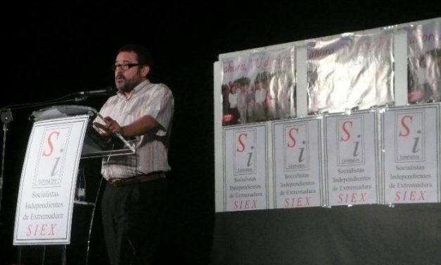 González Rubio, candidato de Siex, se compromete a ser alcalde de Coria «al 100%, y no al 75%» como Juan Valle