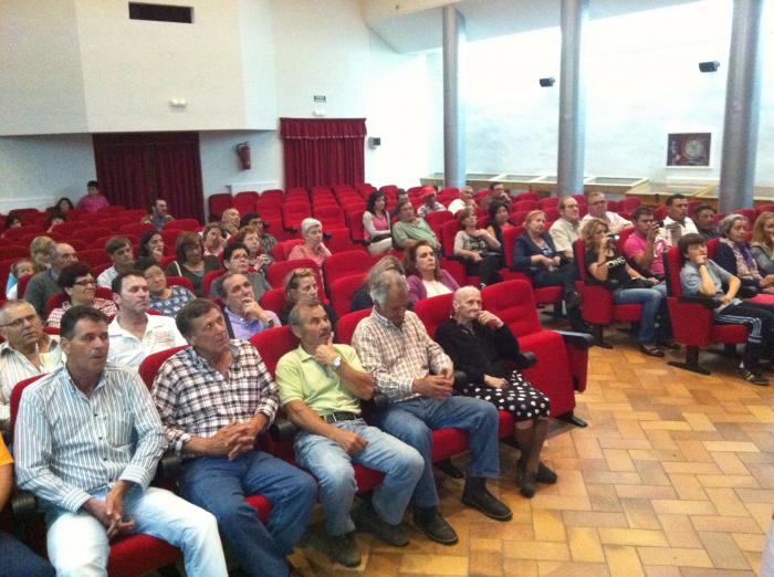 Izquierda Unida anuncia que no pactará ni con el PSOE ni con el PP para formar gobierno en Moraleja