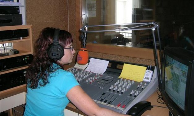 Radio Interior ofrece hoy desde las 19.30 horas un programa especial en directo para seguir las elecciones