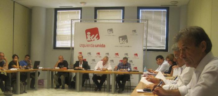 IU Extremadura aclara que no servirán «de nada las fuertes presiones» que están recibiendo estos días