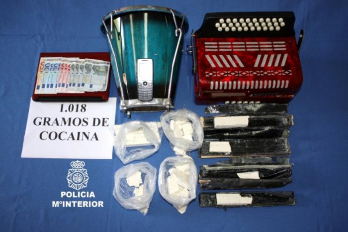 Detenido un vecino de Granja de Torrehermosa que recibió un acordeón cargado con 1.018 gramos de cocaína