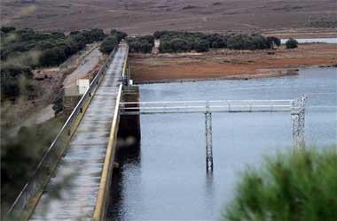 La ciudad de Cáceres se enfrenta al periodo más largo sin tener la reserva de agua del Almonte al Guadiloba