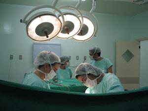 El Defensor del Paciente reclama a Fernández Vara medidas que garanticen la epidural en el parto