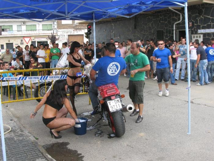 Moraleja vive un fin de semana sobre ruedas con la concentración motera y el espectáculo American Motor