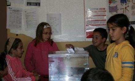 Pinofranqueado ha celebrado el Pleno Infantil 2007 con motivo del Día Internacional de la Infancia