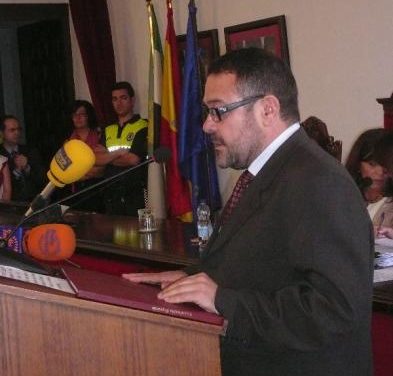 Ballestero aspira a convertir a Coria en una ciudad abierta y dinámica y ha asumido este reto como nuevo alcalde