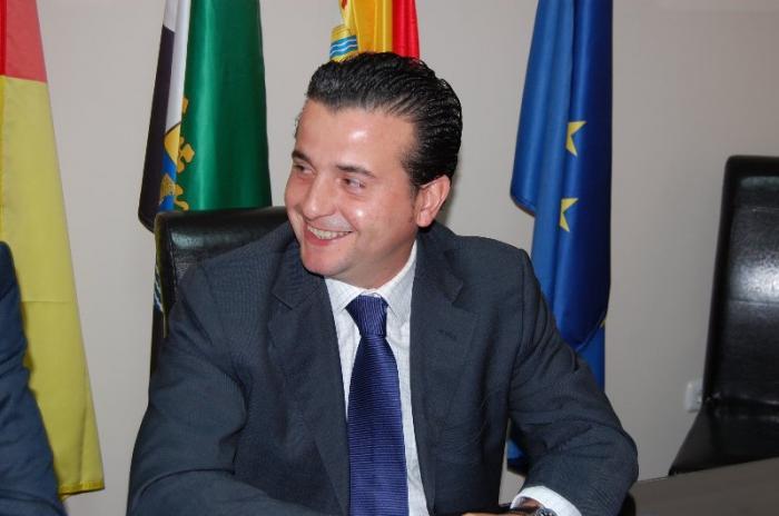 El nuevo alcalde de Moraleja se reunirá esta semana con empresarios interesados en invertir en la localidad