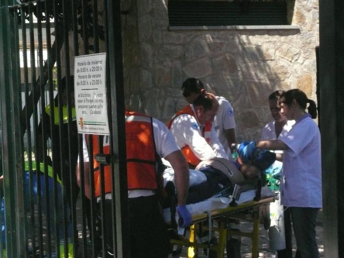 Un vecino de La Moheda sufre un mareo en el parque Alfanhuí de Moraleja y es derivado al hospital de Coria