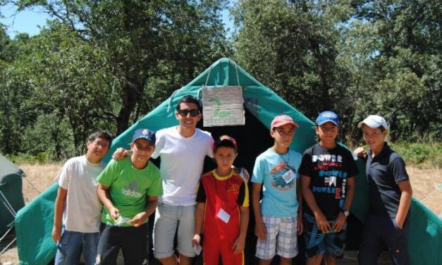 El Campamento de Cáritas de Villamiel congrega a 75 niños de toda la provincia con el lema el «Arca de Noé»