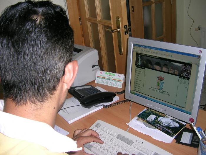 Una «avería masiva» en la ADSL de Telefónica deja sin internet a miles de usuarios de la provincia de Cáceres