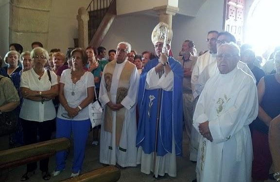 La Cofradía de la Virgen de Navelonga se marca como reto la canonización de la patrona de Cilleros