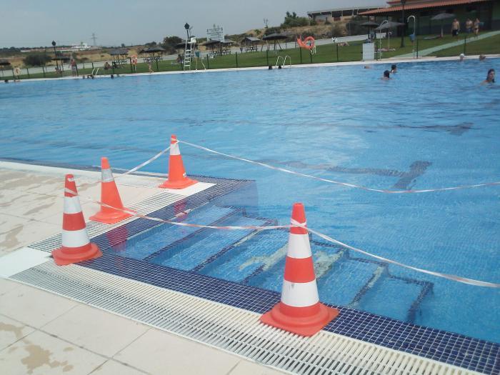 El Ayuntamiento de Montehermoso recurrirá la decisión del SES de cerrar la piscina olímpica municipal