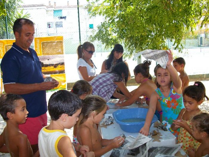 Adicomt concluye con éxito de participación la campaña de verano para niños sobre aves y peces
