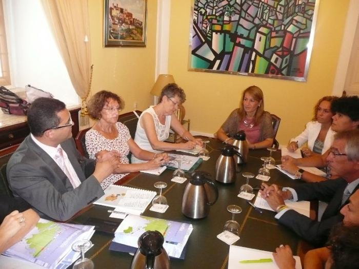 La delegación de La Roche Sur Yon comienza a trabajar en el 30 aniversario del hermanamiento con Cáceres