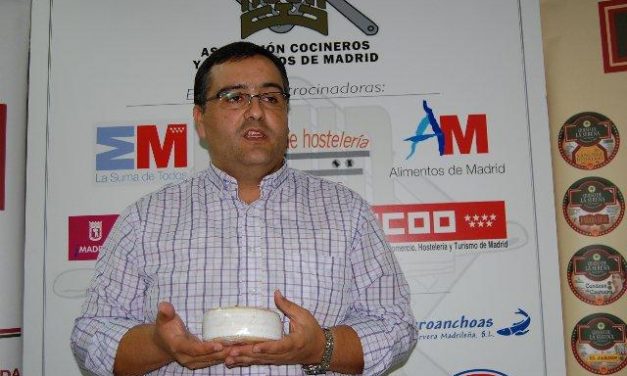 La Asociación de Cocineros y Reposteros de Madrid muestra su interés por la Torta de la Serena
