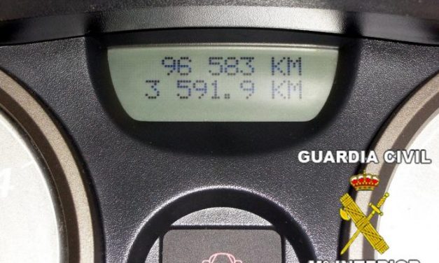La Guardia Civil detiene al gerente de una empresa por estafa al manipular los cuenta kilómetros