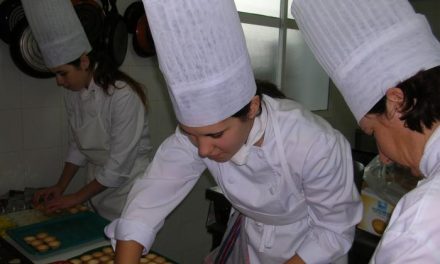 El centro homologado de Pinofranqueado acoge un curso gratuito de cocinero para desempleados