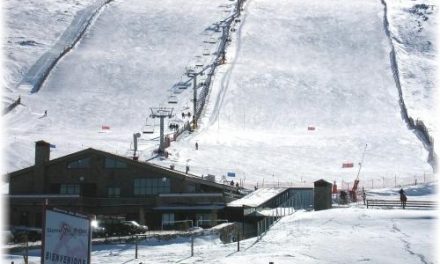Extremadura estudia promocionar la estación de esquí de La Covatilla para dinamizar el norte de Cáceres
