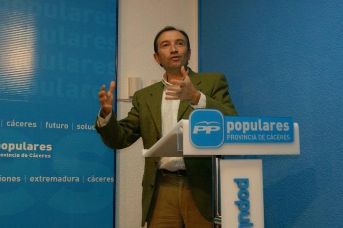León señala que ahora al PP le toca cumplir su palabra con los ciudadanos y no olvidar al partido