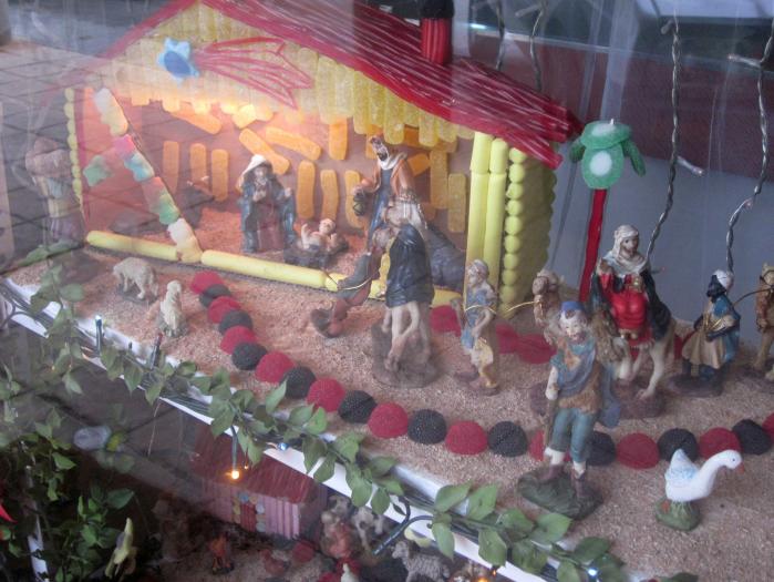 Valencia de Alcántara anima a los comerciantes a participar en el concurso de escaparates navideños