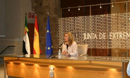 Cristina Teniente liderará el proceso de diálogo con PSOE e IU sobre los Presupuestos Generales de Extremadura