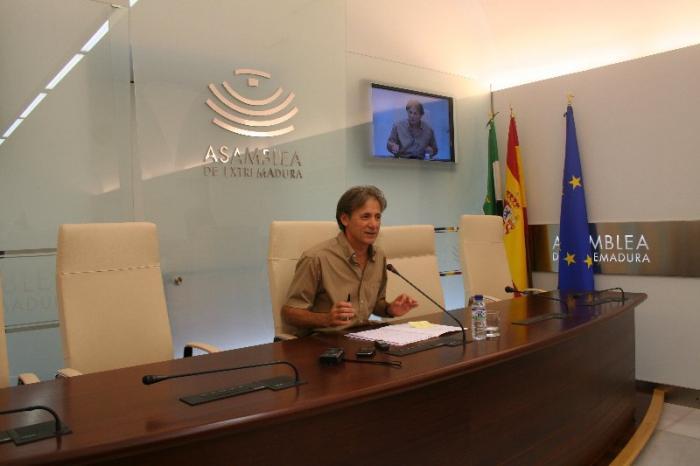 IU Extremadura incorpora cuatro nuevos miembros a su presidencia tras la dimisión de ocho integrantes