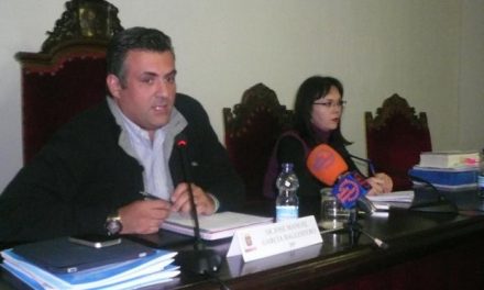 El alcalde de Coria niega que Adesval haya solicitado la cesión de un local municipal para trasladar su sede