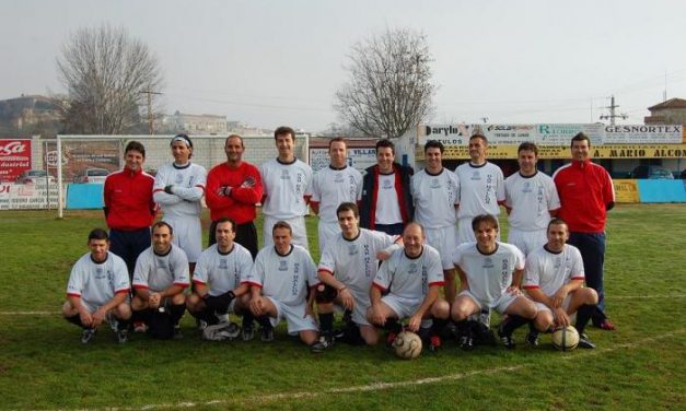 El equipo Bar Halcón Moralo se proclama campeón del XIV Torneo de Fútbol Veteranos en Coria