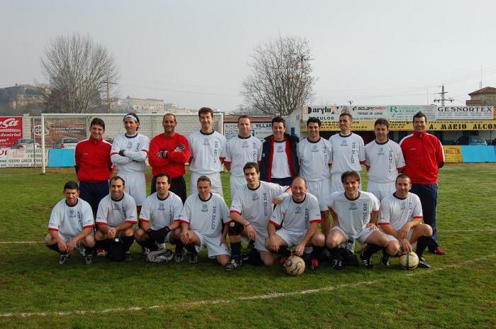 El equipo Bar Halcón Moralo se proclama campeón del XIV Torneo de Fútbol Veteranos en Coria
