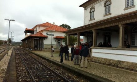El alcalde de Valencia de Alcántara pide a la sociedad que se manifieste para que se mantenga el tren Lusitania
