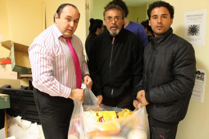 Los Servicios Sociales de Mérida entregan a familias necesitadas 200 bolsas con alimentos básicos