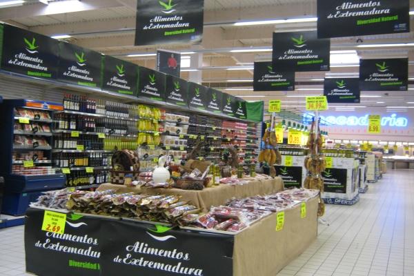 El Gobierno de Extremadura trabaja en posicionar los productos de alimentos en nuevas redes de distribución