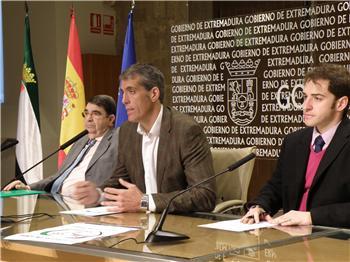 El programa «Extremadura en Forma» para mayores se desarrolla en más de 120 localidades de la región