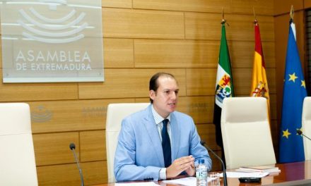 El Partido Popular  exige a Fernández Vara que “deje de emponzoñar” al sector  tabaquero
