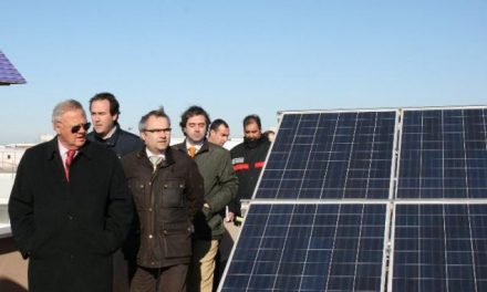 Elecnor instala dos cubiertas fotovoltaicas en el Parque de Bomberos del polígono El Nevero de Badajoz