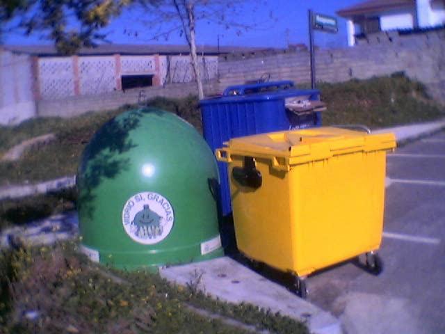 El Valle del Ambroz instala 80 contenedores amarillos para el reciclaje de envases ligeros