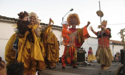 El grupo “El rey León” gana el desfile del Carnaval de Moraleja y se lleva el premio de 500 euros